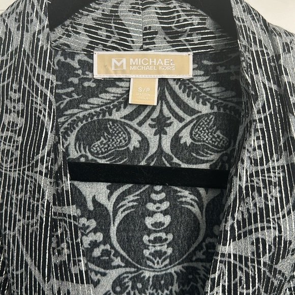 MICHAEL KORS silky feel blouse - Picture 2 of 7